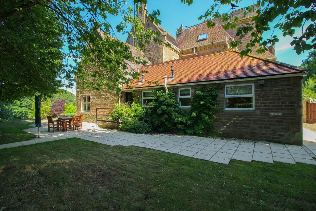 Geltsdale Garden Apartment ground floor home in Wetheral close to Carlisle & Ullswater - Casa De Vacaciones