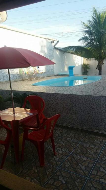 Casa com piscina e lago para pesca