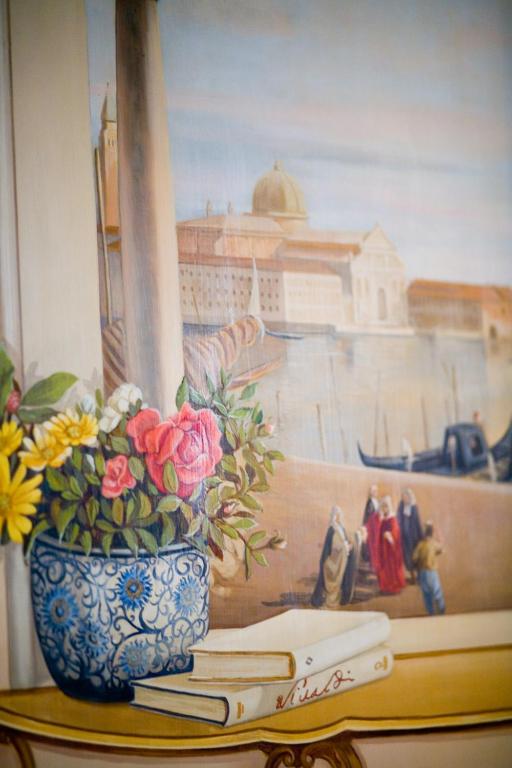 A seating area at Locanda Vivaldi
