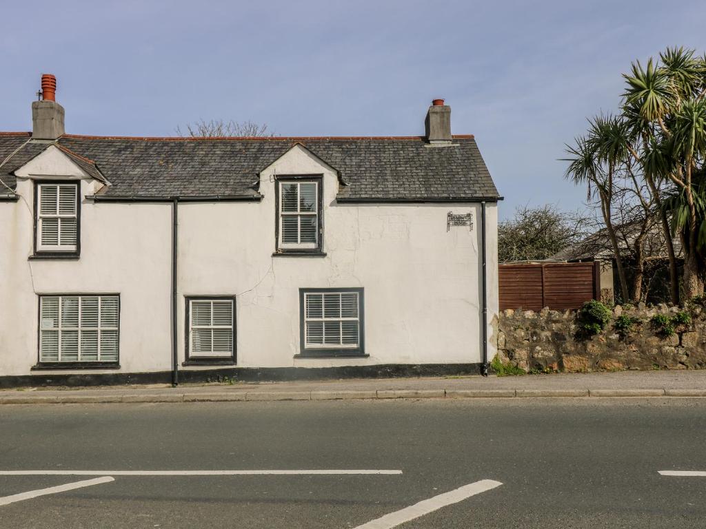 The building in which the holiday home is located