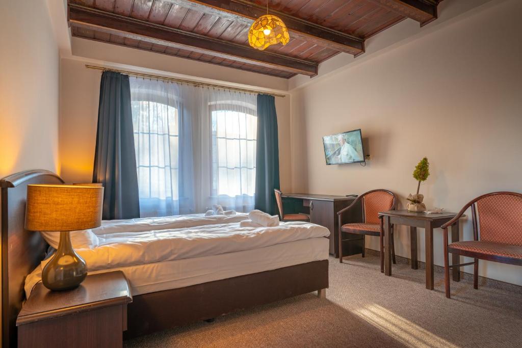 Klejnot Karkonoszy - 4人部屋 シャワー付