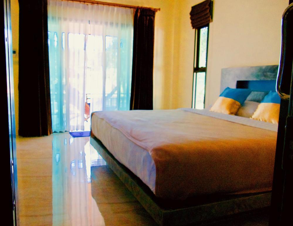 Fotografie z fotogalerie ubytování The Sun Long Beach Resort v destinaci Ko Lanta