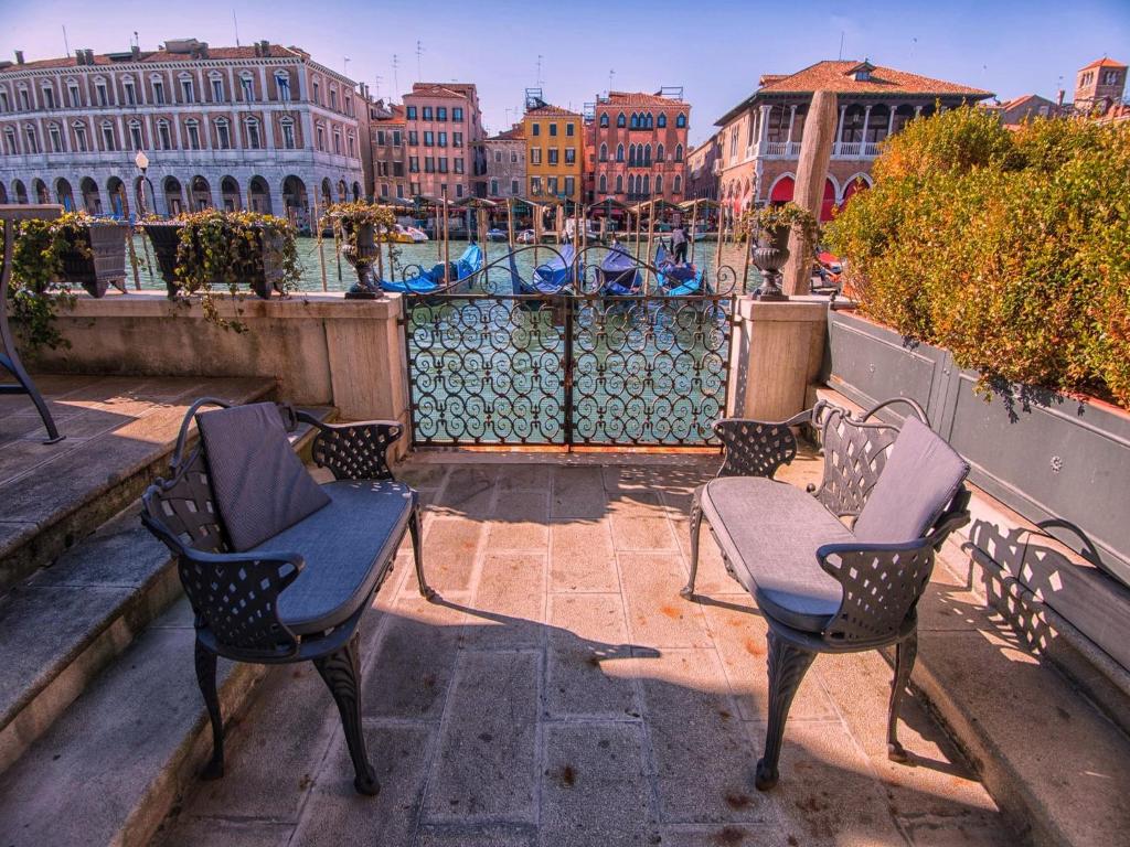 رزرو هتل، Grimaldi Apartments Hermitage Canal Grande view، آژانس مسافرتی آسمان سپید