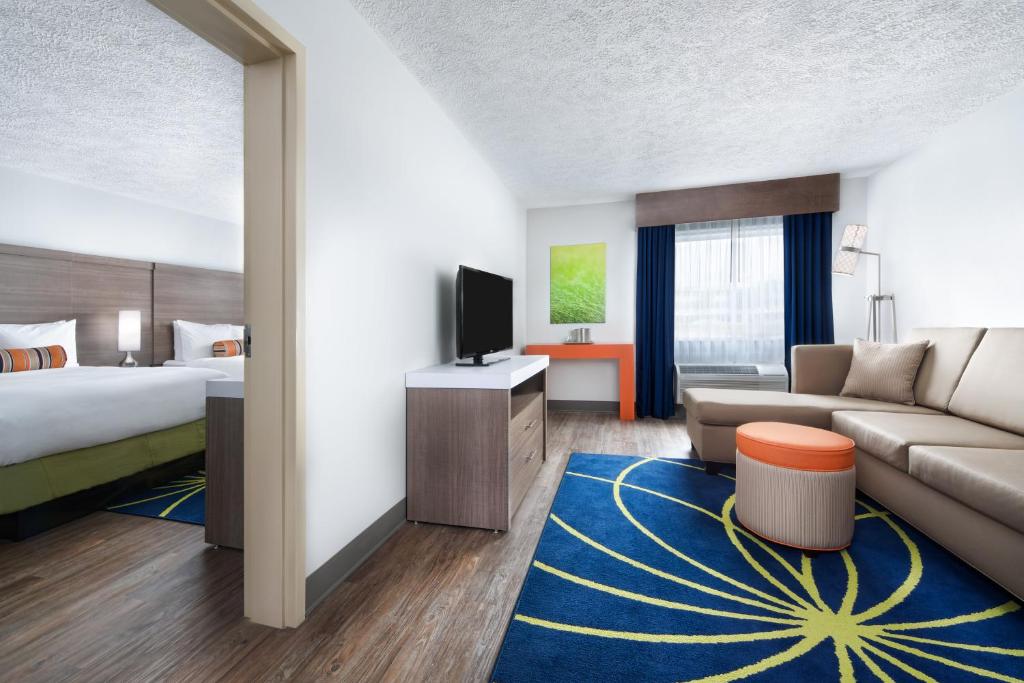 Hotel Indigo Cleveland Beachwood by IHG - Double Suite With Two Double Beds - Non-Smoking