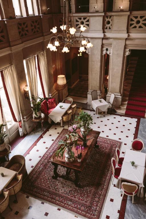 Un lugar para sentarse en Albergo Terminus