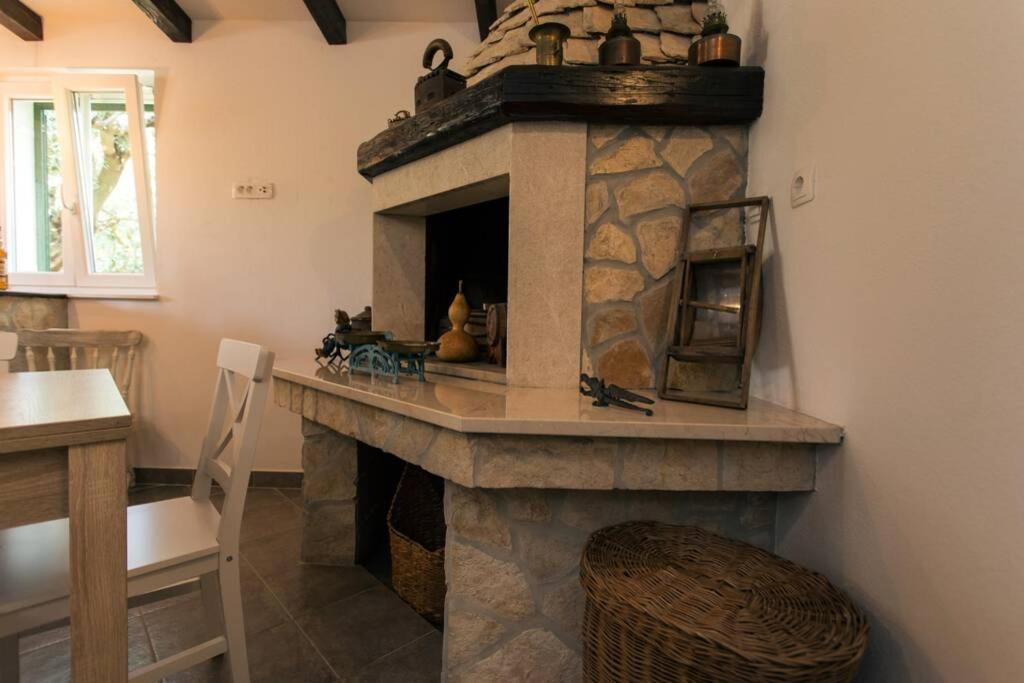 Fotografia z galérie ubytovania Lodge JoMi v destinácii Kaštel Novi