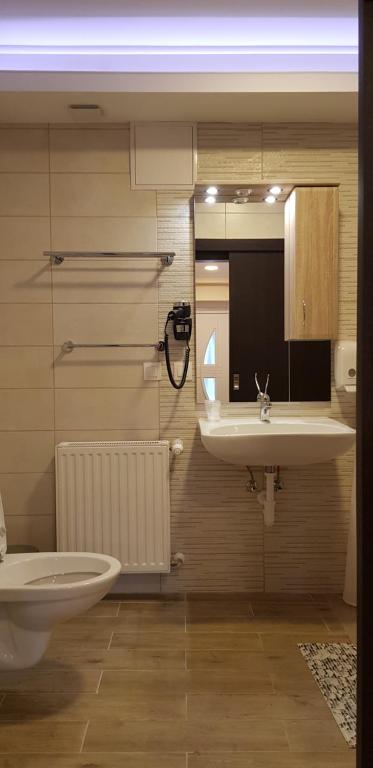 Koupelna v ubytování Central Panzió Gyula