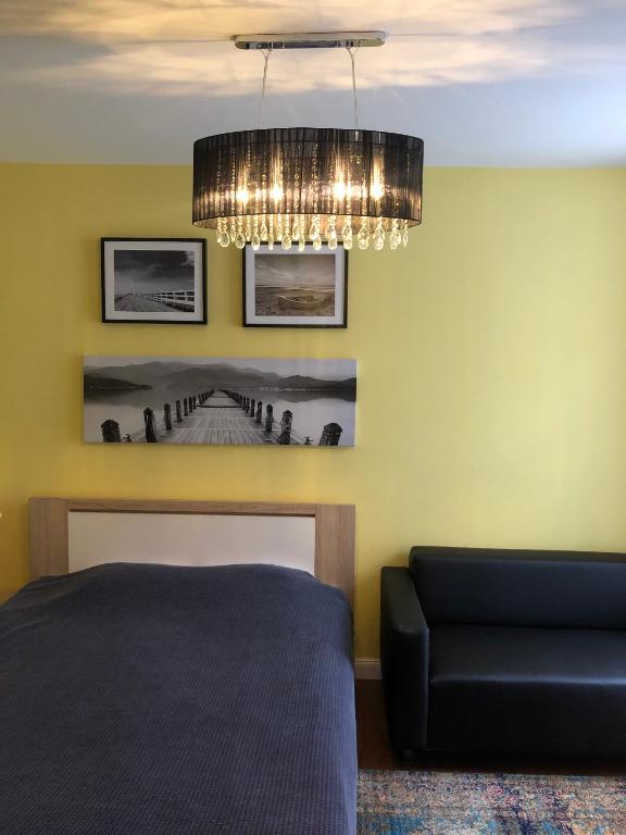 Posedenie v ubytovaní Leonia- Apartamenty i Pokoje Gościnne