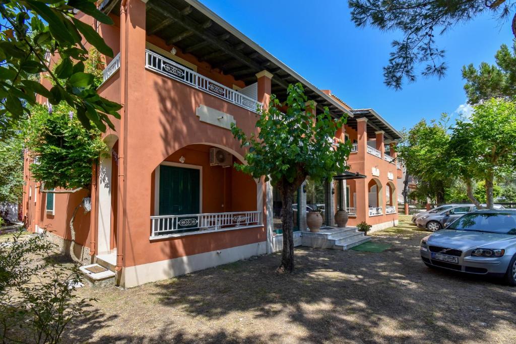 Budova, kde se aparthotel nachází