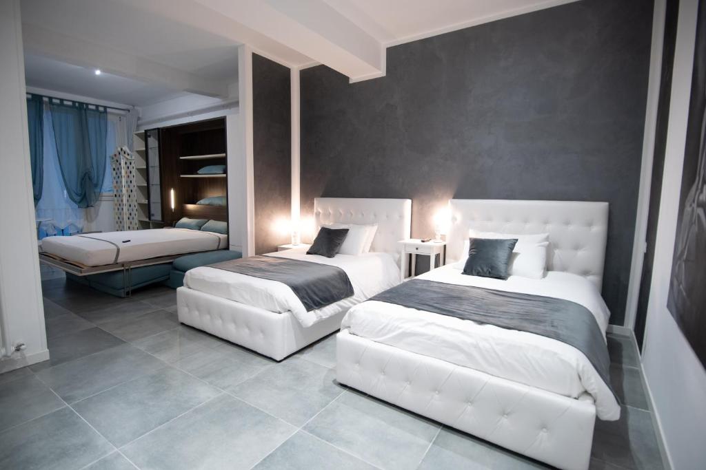 Casa Del Profumo - Deluxe Quadruple Room
