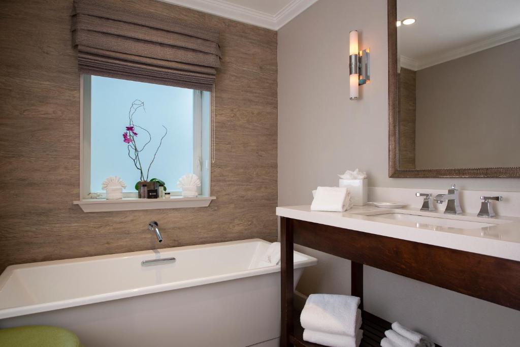 Almond Tree Inn - Adults Only - Suite Junior Deluxe
