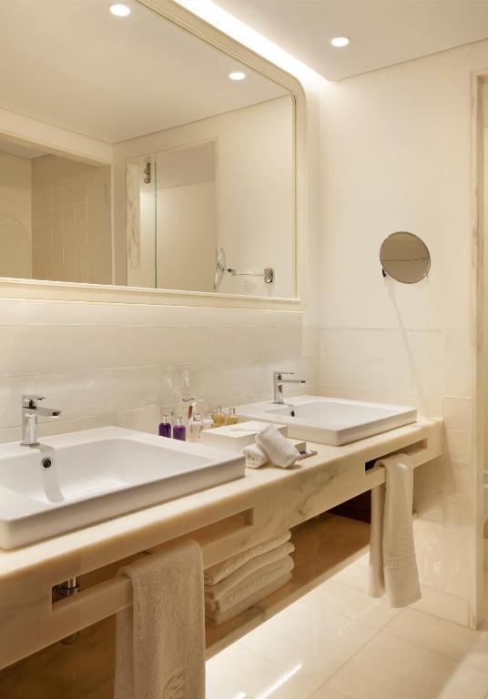 Corpo Santo Lisbon Historical Hotel - Resim 25