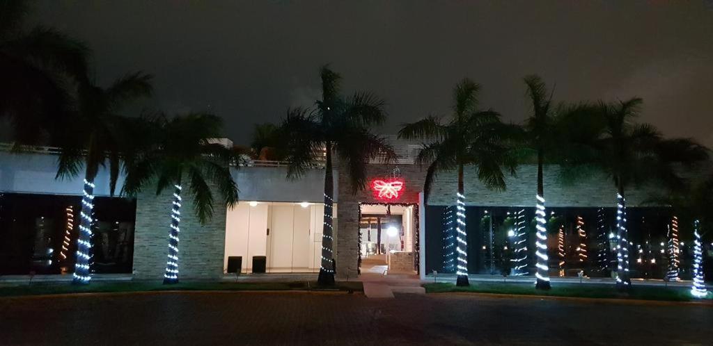 Villa para 6 px con alberca, cancha de tenis wifi