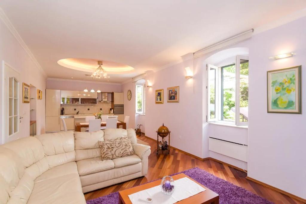 Posezení v ubytování Apartment Djivo