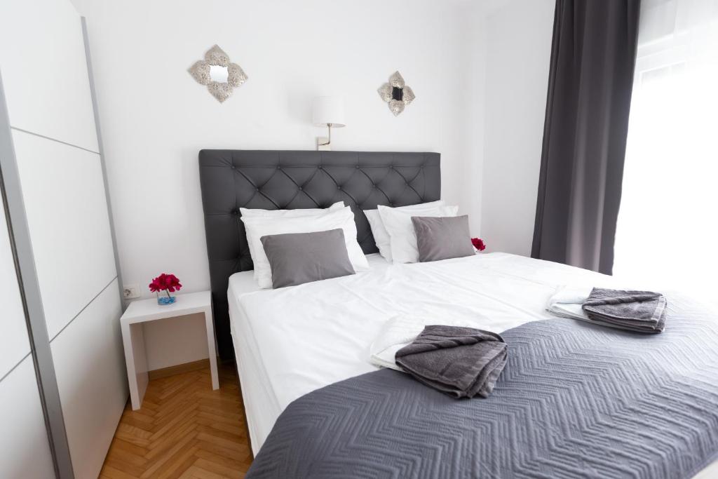 Posteľ alebo postele v izbe v ubytovaní Luxury Apartments Mia