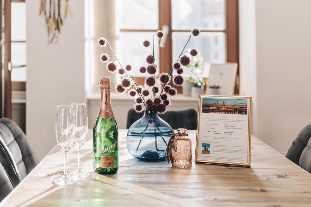 TIP! Modernes Apartment direkt im Herzen Dresdens - 13