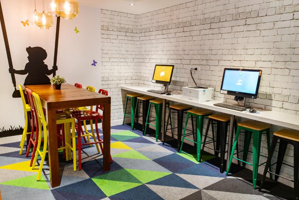 ibis Styles Brisbane Elizabeth Street photo