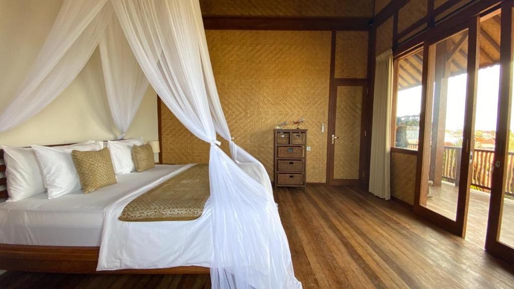 Uluwatu Sunrise - 14