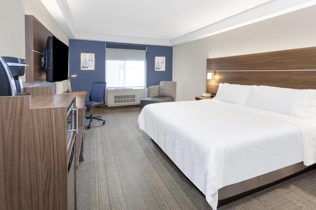 Holiday Inn Express & Suites Riverhead - Long Island by IHG - Habitación Estándar King
