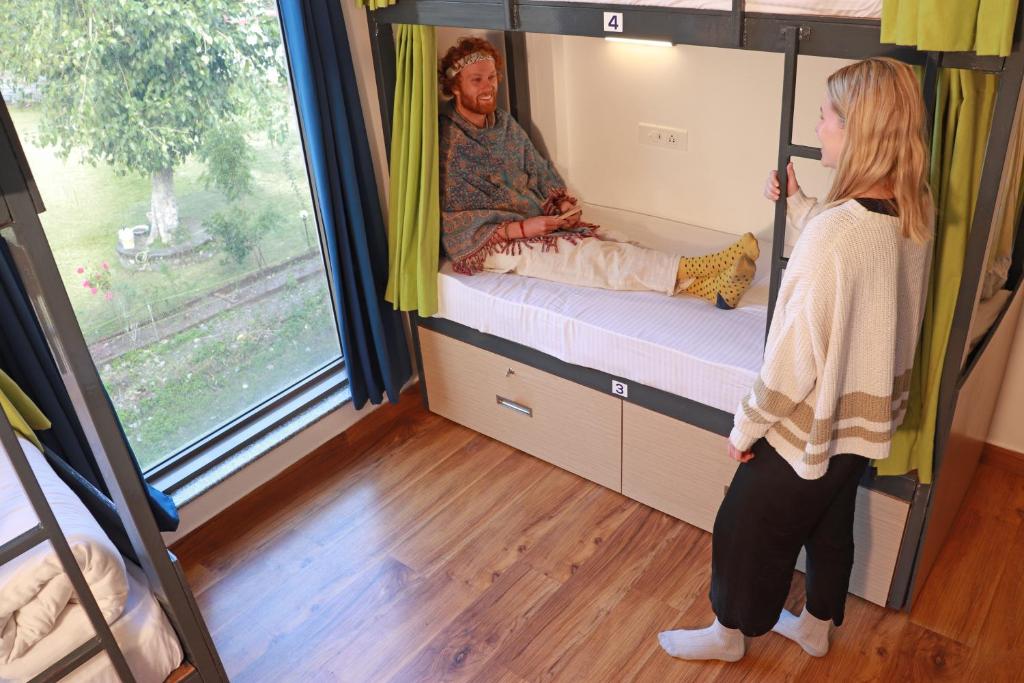 Os clientes hospedados em The Blue Jay Hostel - Dorms & Rooms
