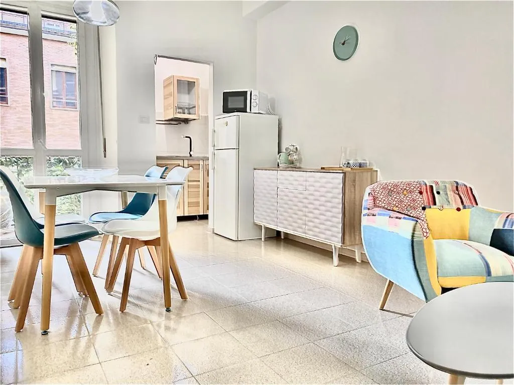 BETTINELLI APARTMENT, Comasina, Italy