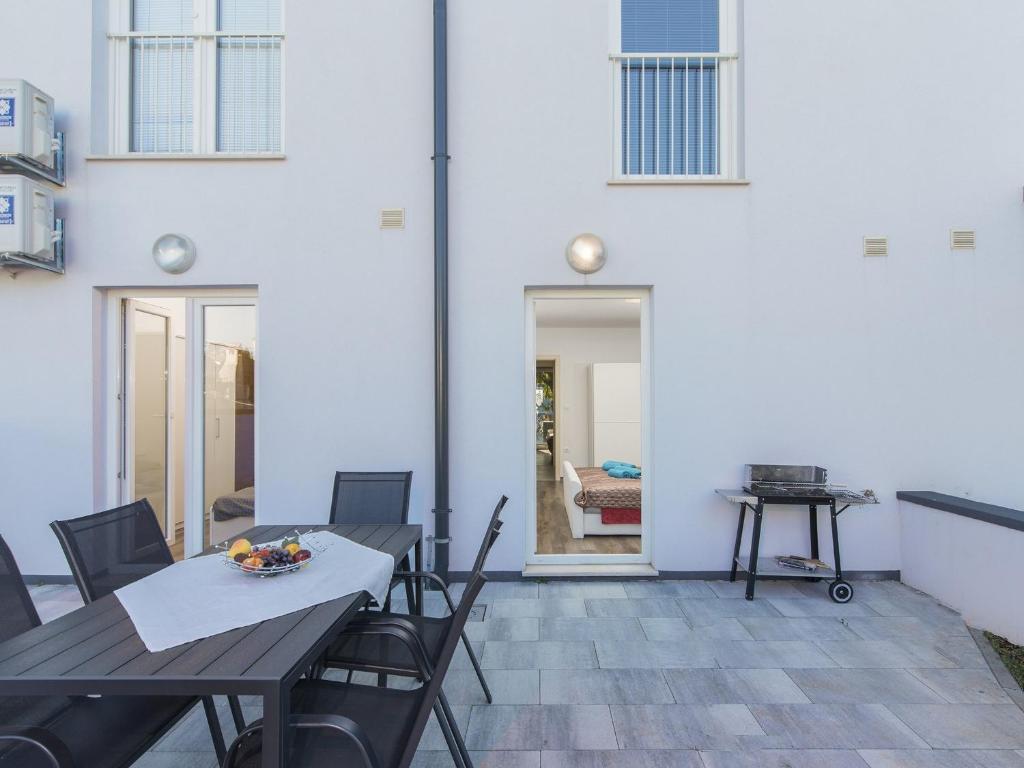 Posezení v ubytování Apartment Monika with private pool in Porec