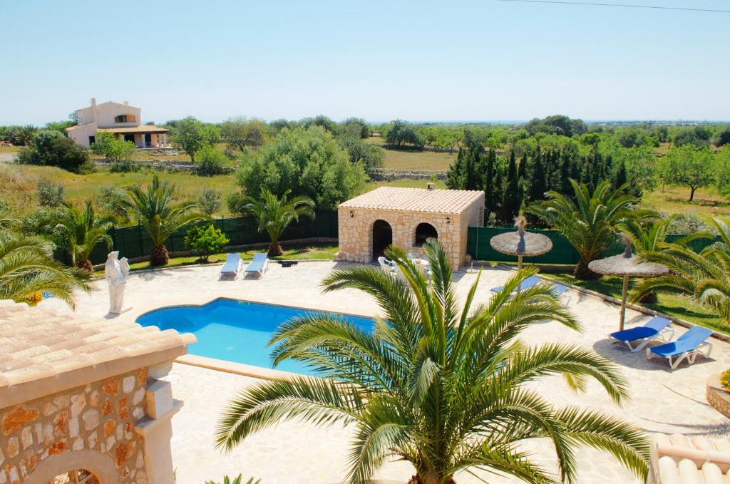 Bazén v ubytovaní Finca Cullera alebo v jeho blízkosti