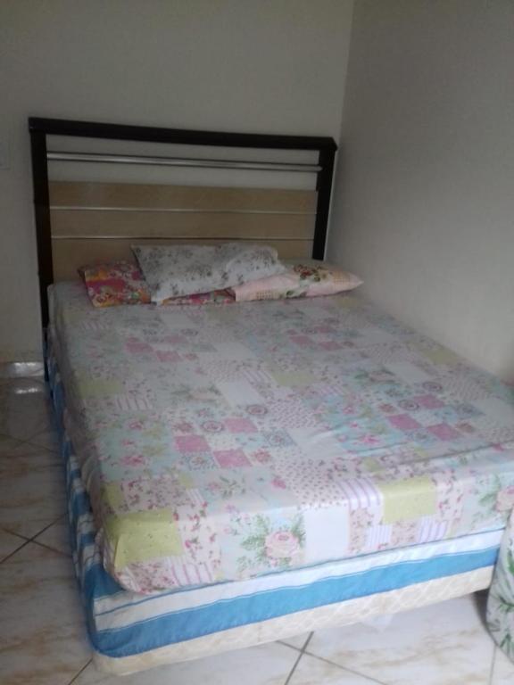  Casa com piscina e lago para pesca