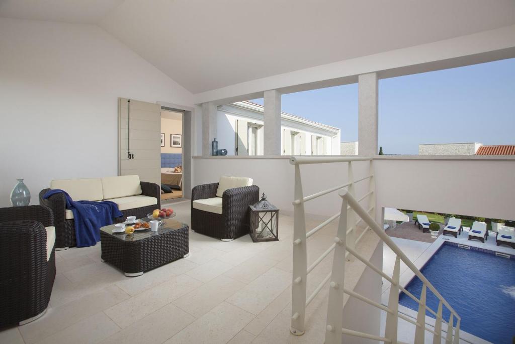 Posezení v ubytování Villa Frida by HMZ Villas