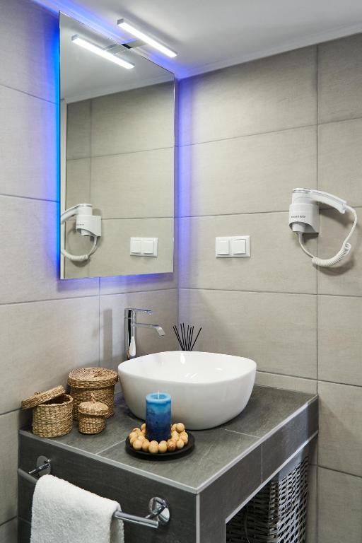 Seafront Luxury President Suite Aegean Sunset - 16