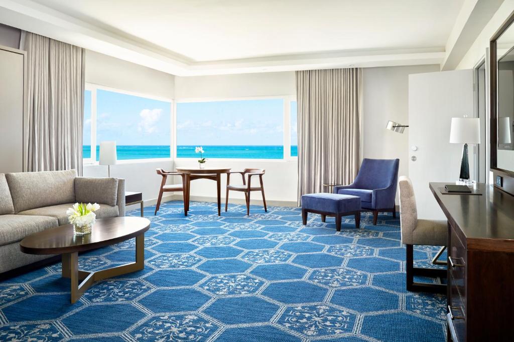 Posezení v ubytování Fairmont El San Juan Hotel