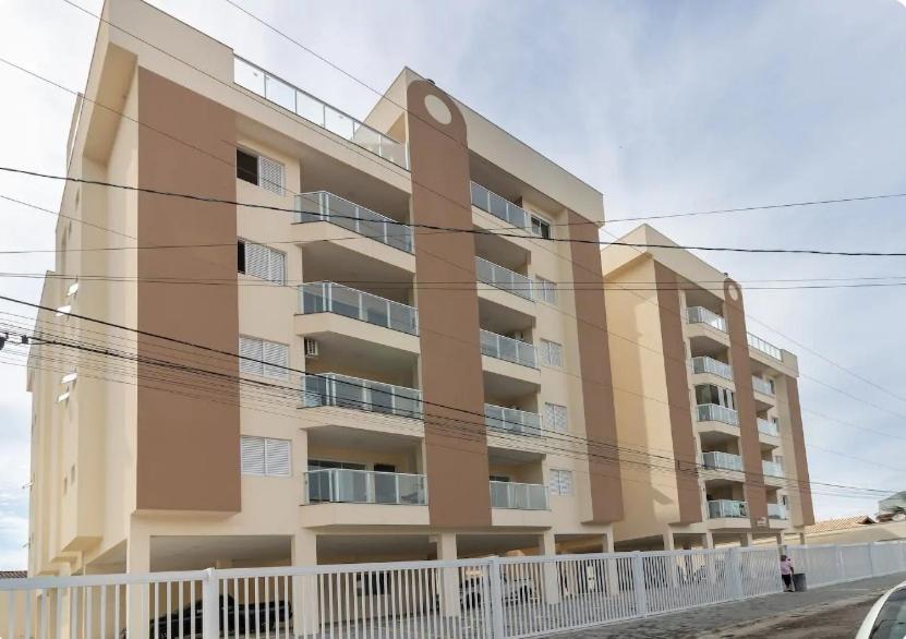  Apto Alto Padrão no Centro de Ubatuba