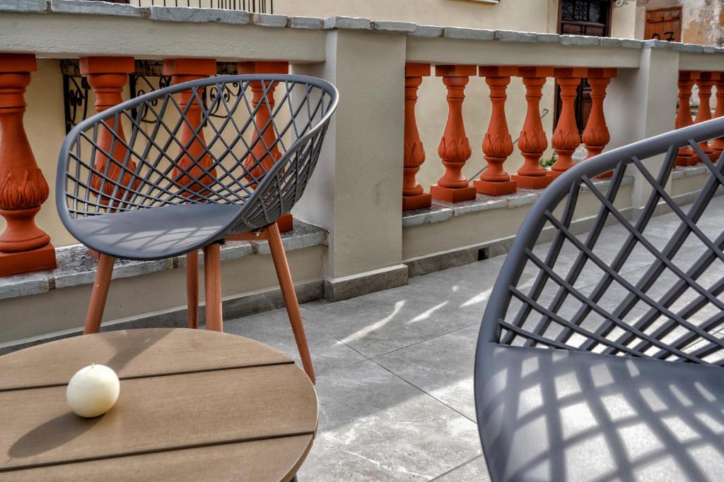 Balkón nebo terasa v ubytování Impero Nafplio Hotel & Suites