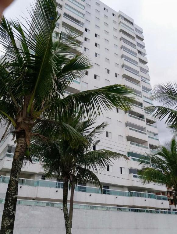  Apartamento para temporada Condomínio Ilha de Noronha Praia Grande SP