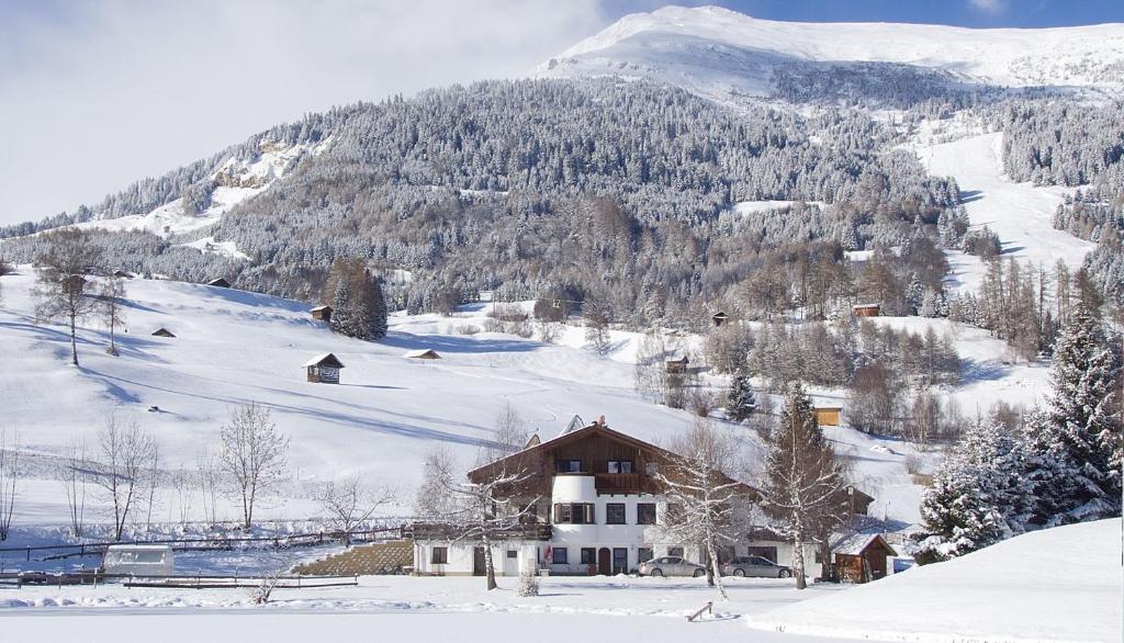 Seeappartements Überwasser v zimě