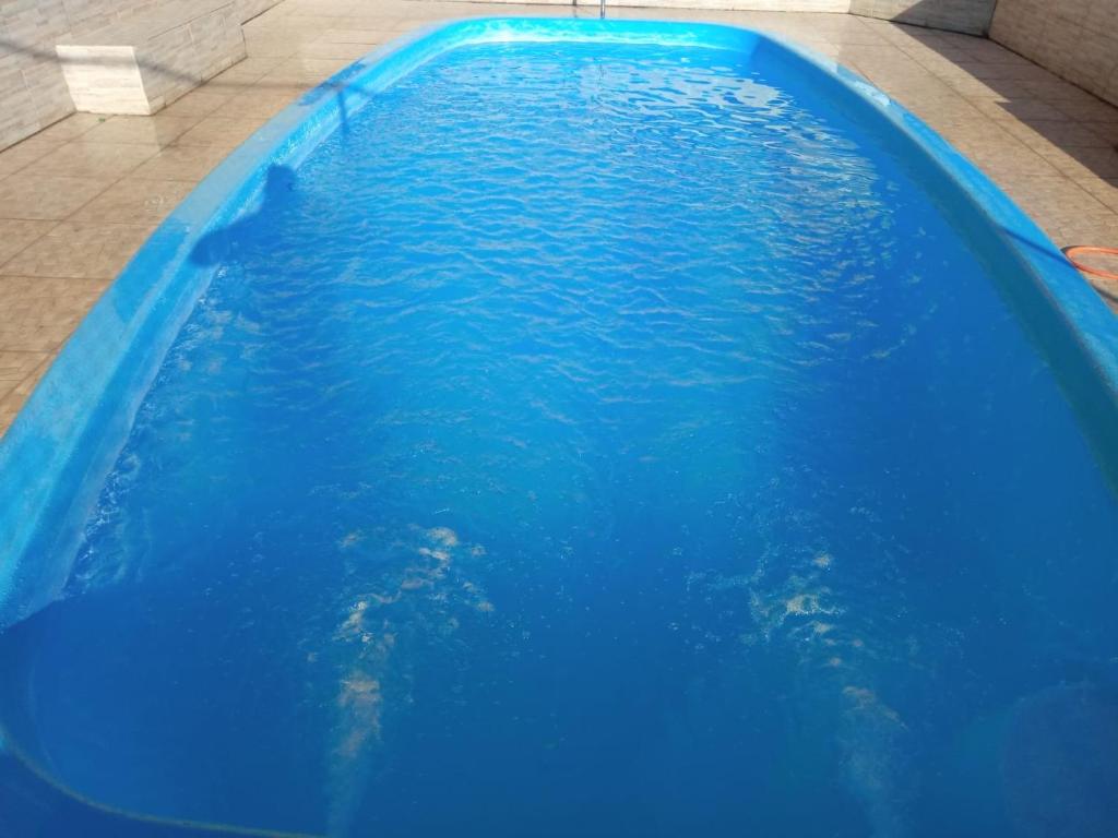  Sobrado 04 em condomínio perto da praia
