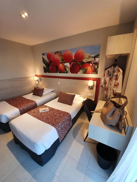 Hôtel Saint Louis - Twin Room With Garden View
