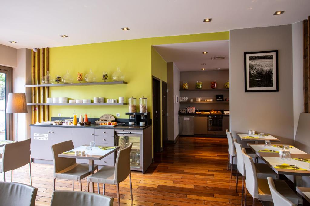 Adonis Lyon Dock Ouest - Resim 4