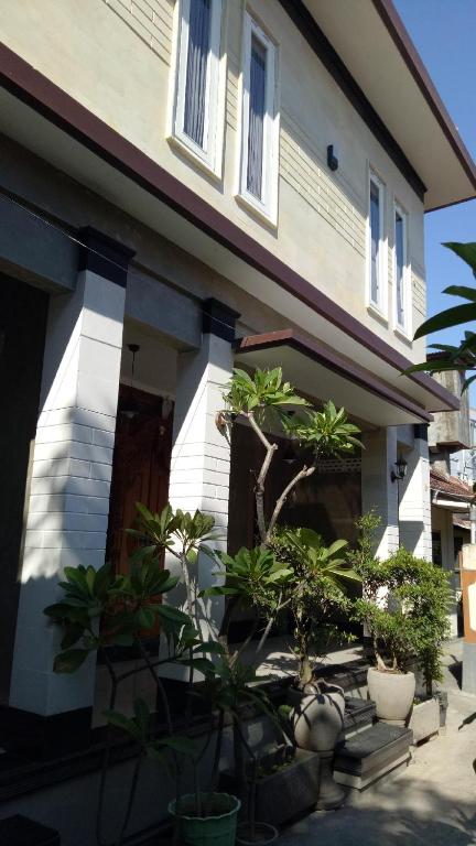 Simple Kuta Bedroom - 19