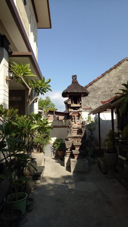 Simple Kuta Bedroom - 11