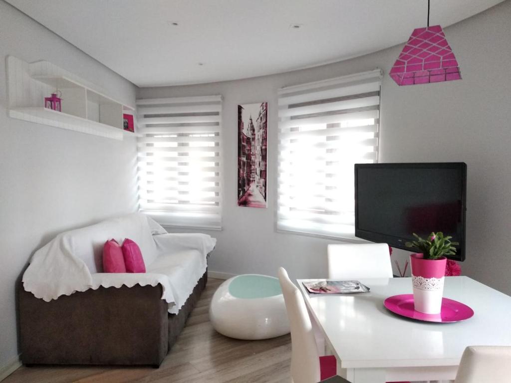 Cervantes Apartamentos - 1