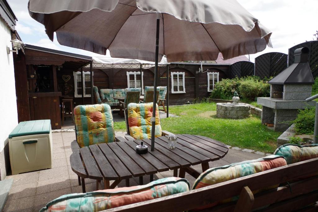 Zahrada ubytování Gästehaus Gaens - Ferienwohnung