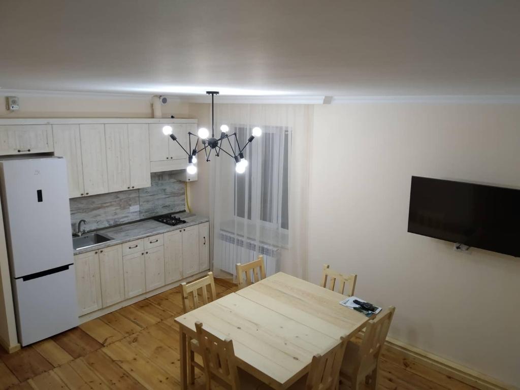 Kuchyň nebo kuchyňský kout v ubytování Petit Dilijan