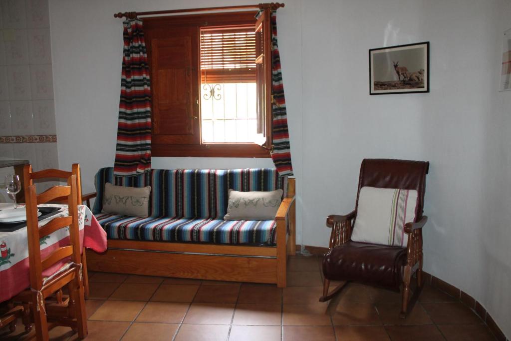 Posezení v ubytování Apartamentos Rurales Rosendo: El Tomillo