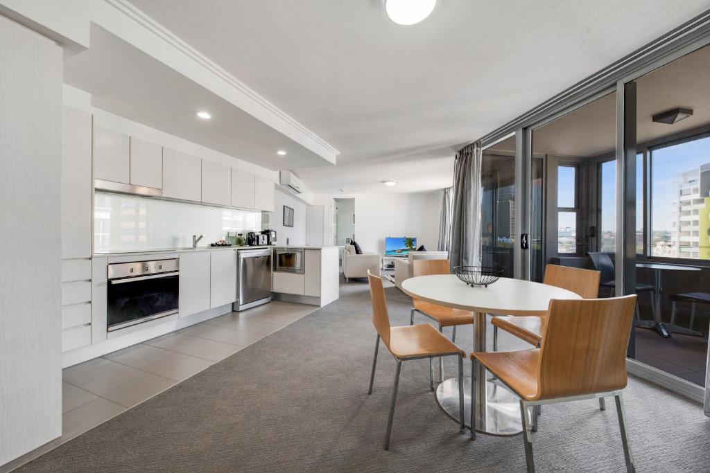 The Capitol Apartments - Two-Bedroom Family Apartment