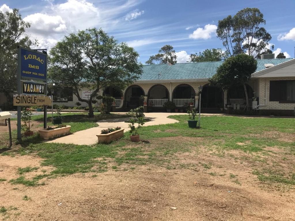 Lorac Bed and Breakfast - Housity