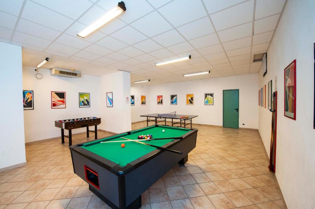 Biliardový stôl v ubytovaní Residenza Del Sole