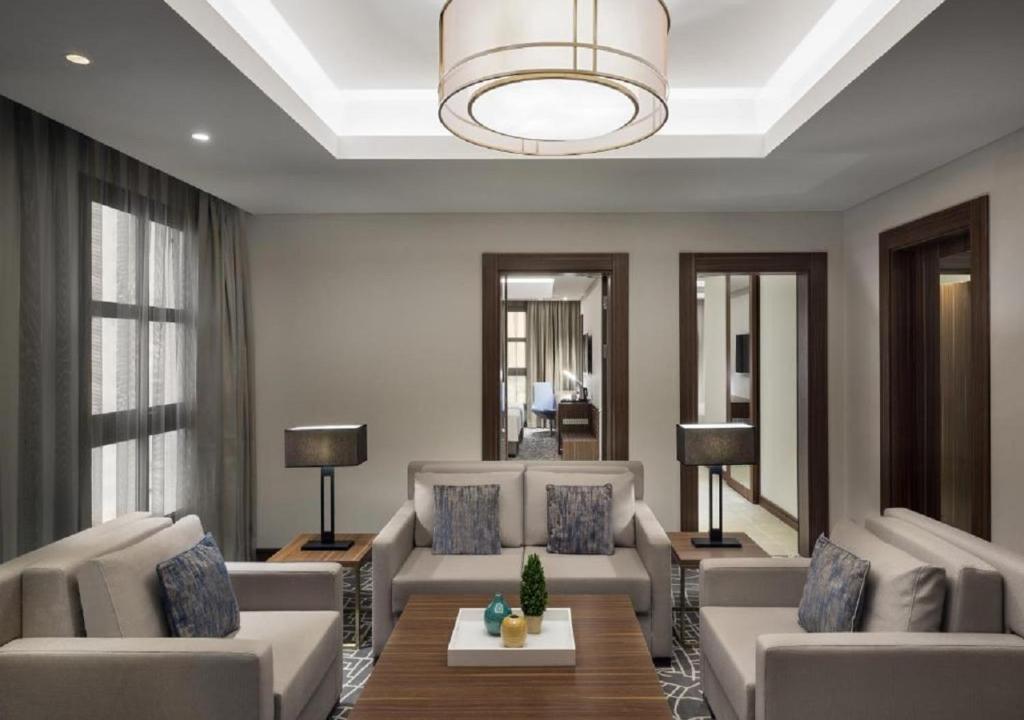 Posezení v ubytování Park Inn by Radisson Makkah Aziziyah