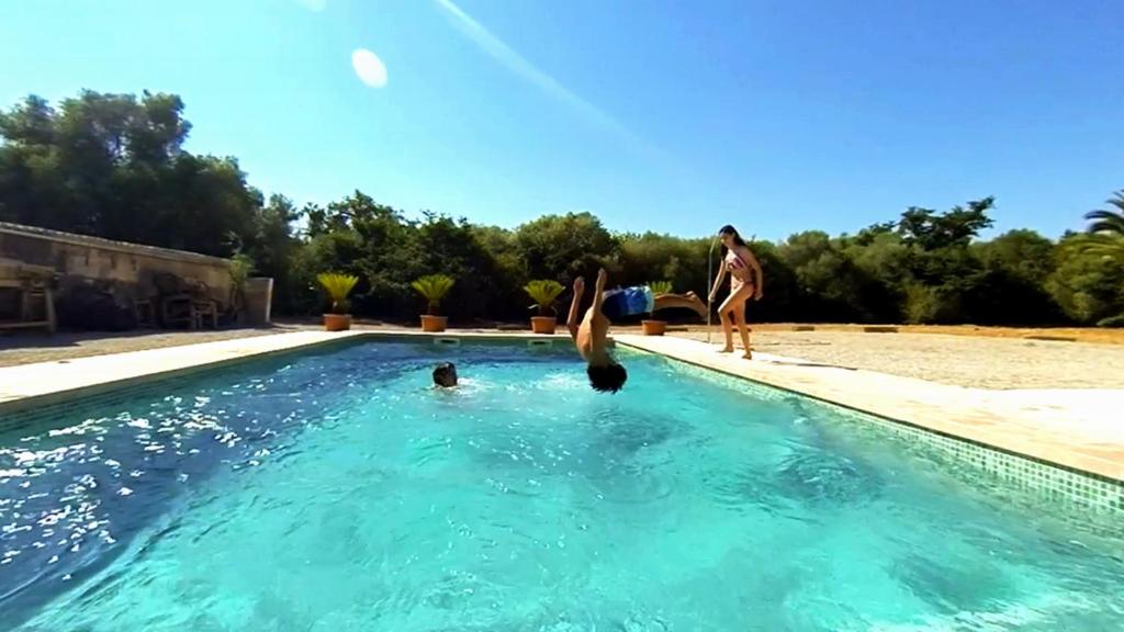 The swimming pool at or close to Finca Sa Torre de'n Piza - Grupo Berna