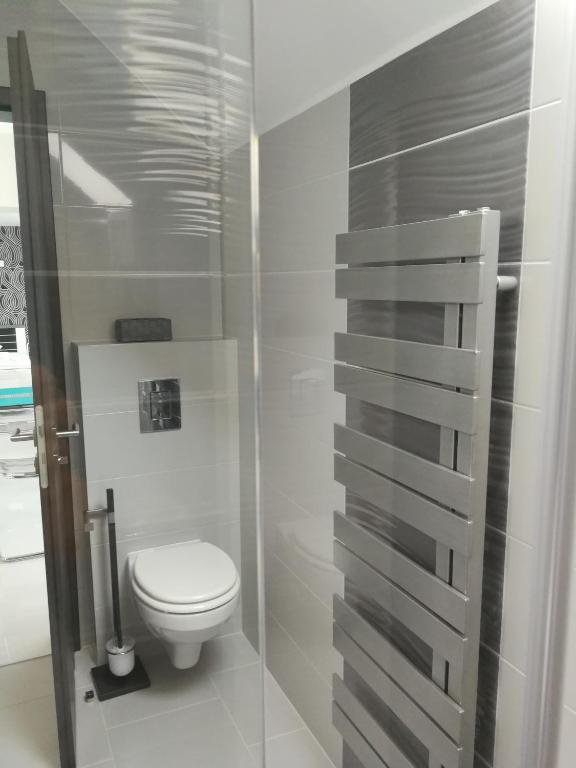Koupelna v ubytování AQUA SOLAR APARTMANHÁZ